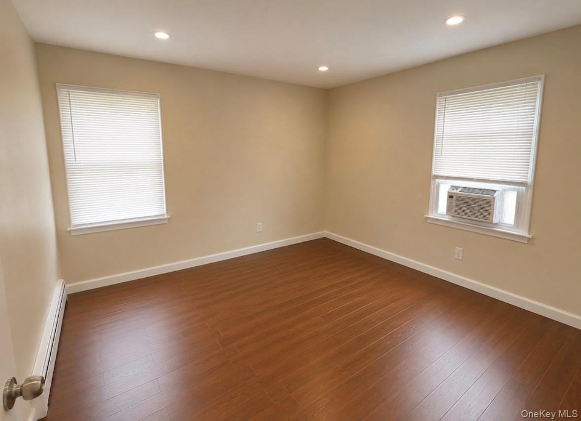 81 Bellwood Ave - Photo 6 of 14