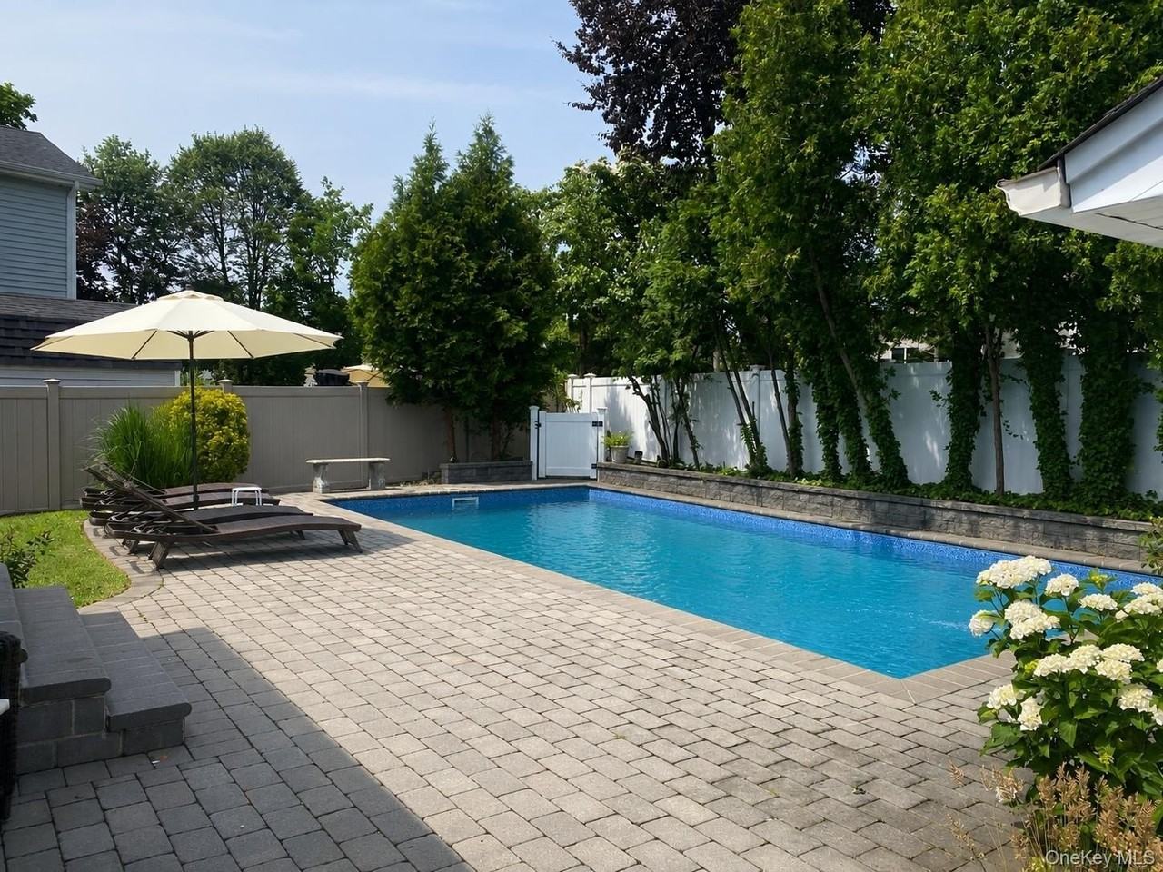 5 Cheshire Ave - Photo 2 of 2