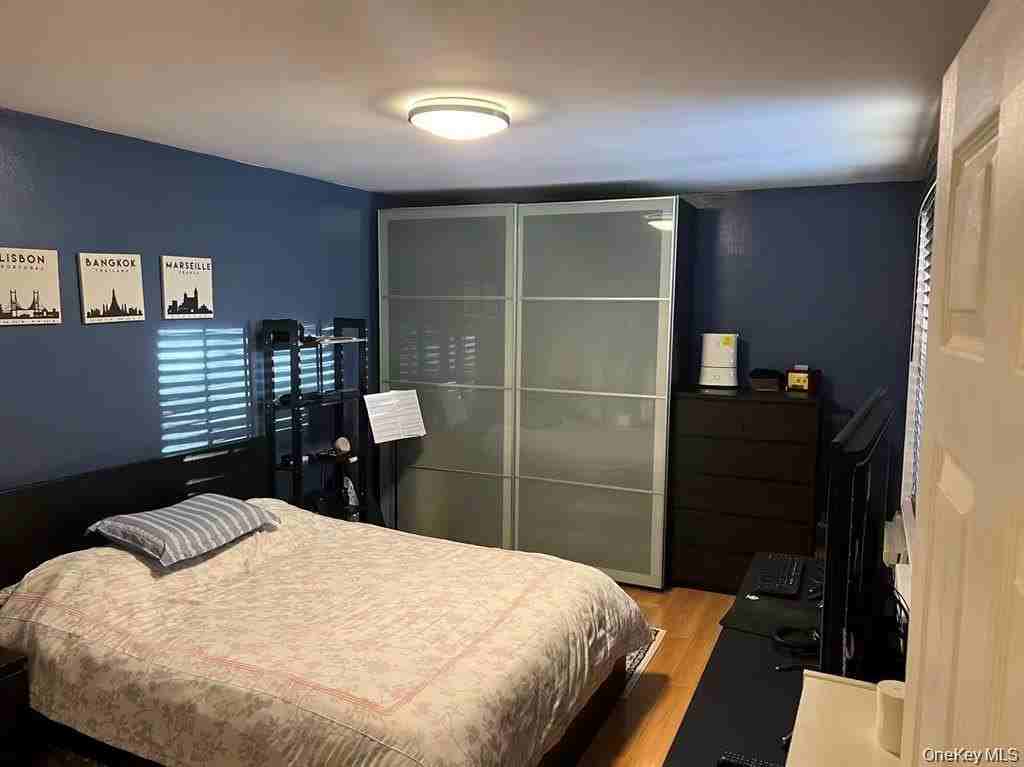 22424 Union Tpke #4N - Photo 6 of 12