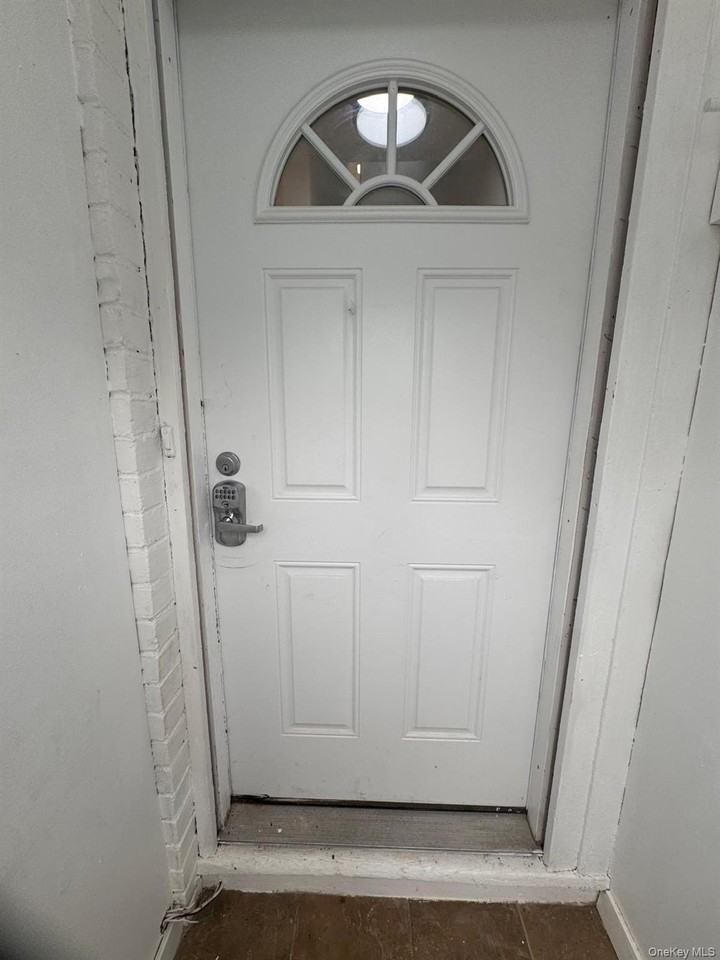 46 N Gilmore Blvd - Photo 3 of 32