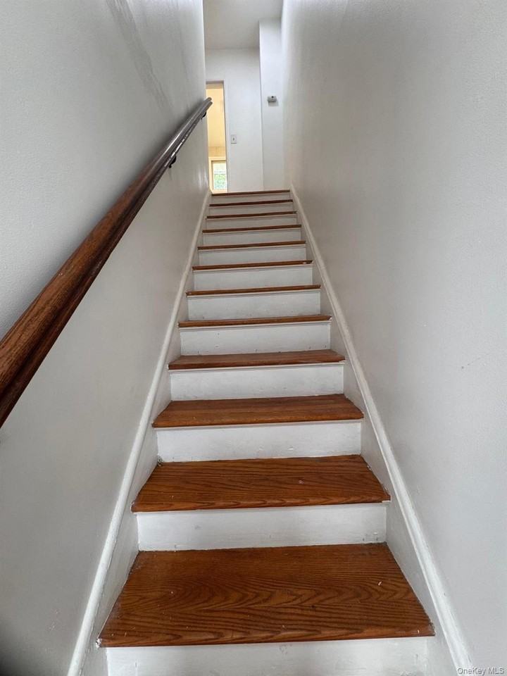 46 N Gilmore Blvd - Photo 5 of 32