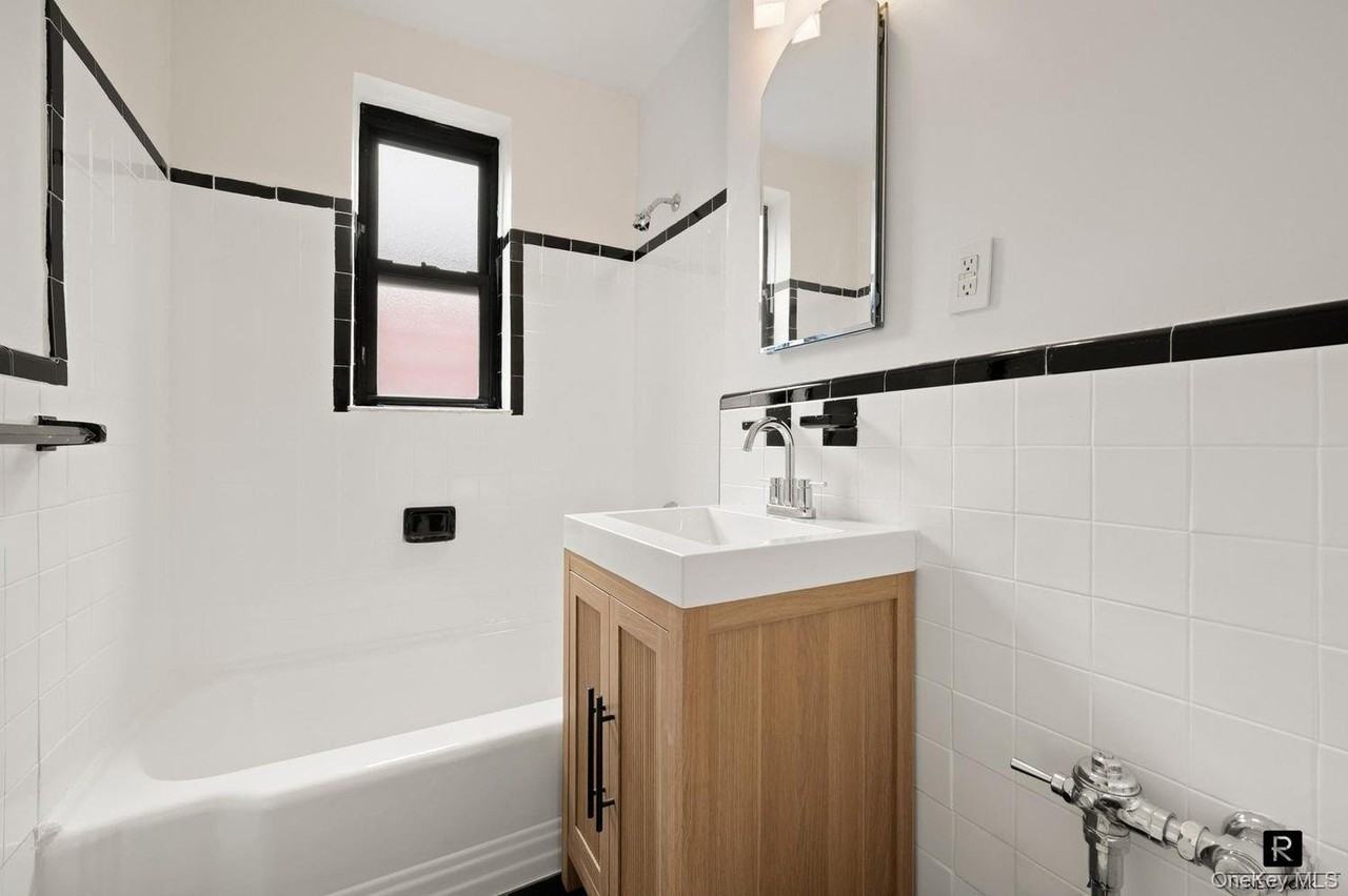 50 E 8th St #6T - Photo 6 of 6