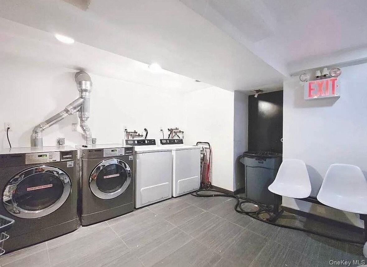 172 Mulberry St #9 - Photo 5 of 5