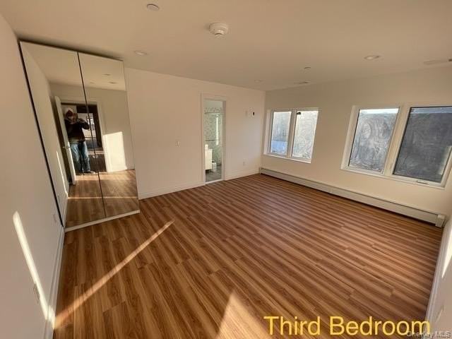193 W Old Country Rd - Photo 6 of 10