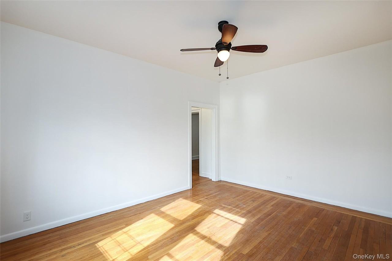 11525 Metropolitan Ave #233 - Photo 5 of 19