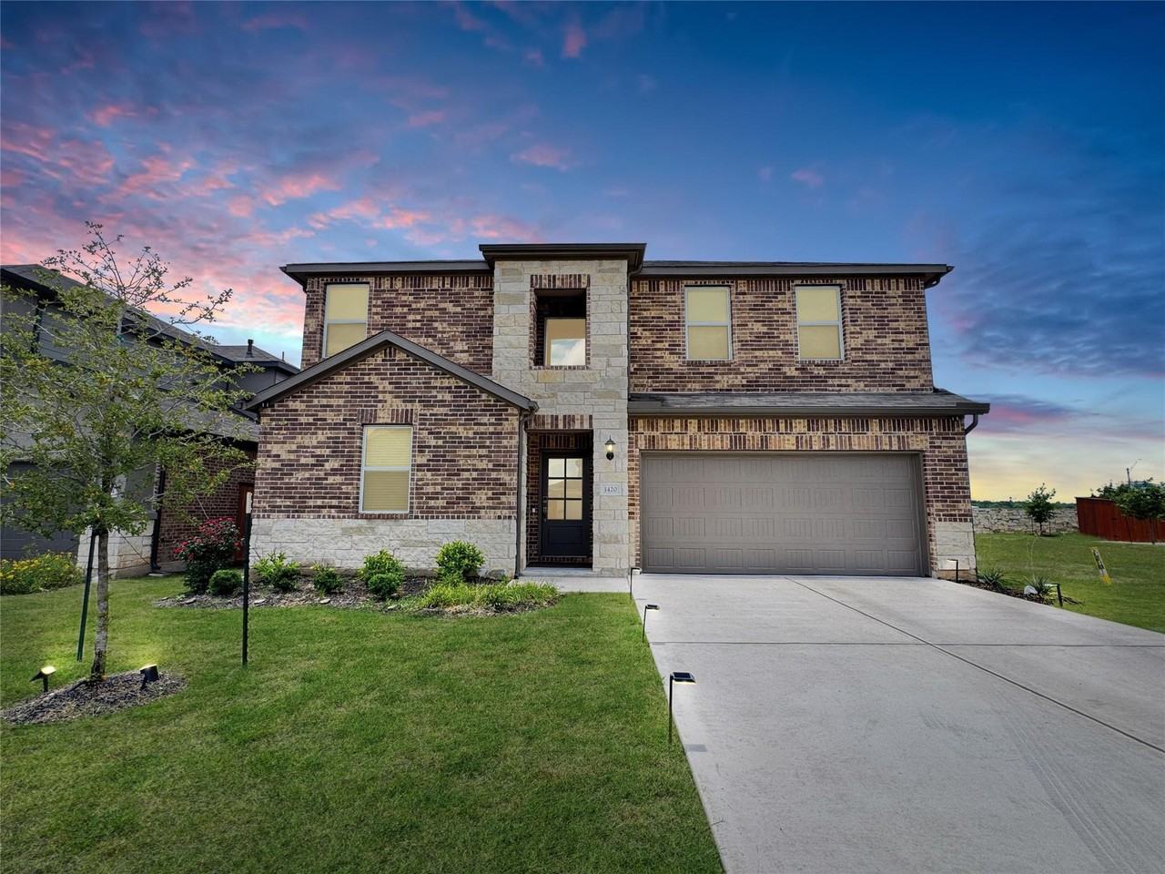 1420 Carvin Way - Photo 2 of 35