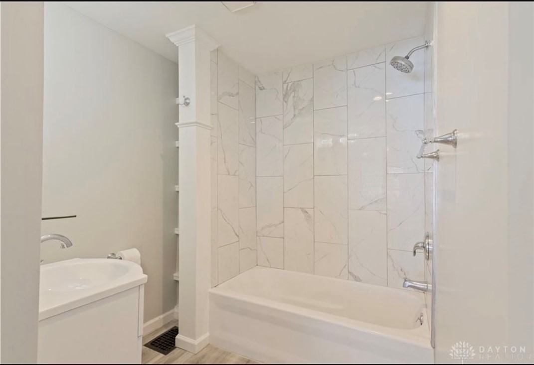 206 E Worley Ave - Photo 6 of 12
