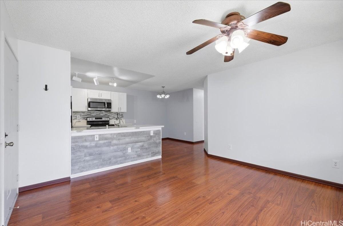 91-1209 Kaneana St - Photo 2 of 18