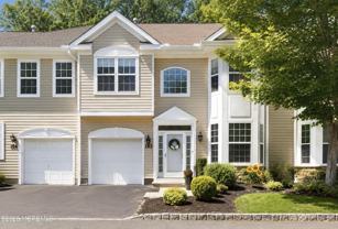 183 Shinnecock Dr - Photo 1 of 1