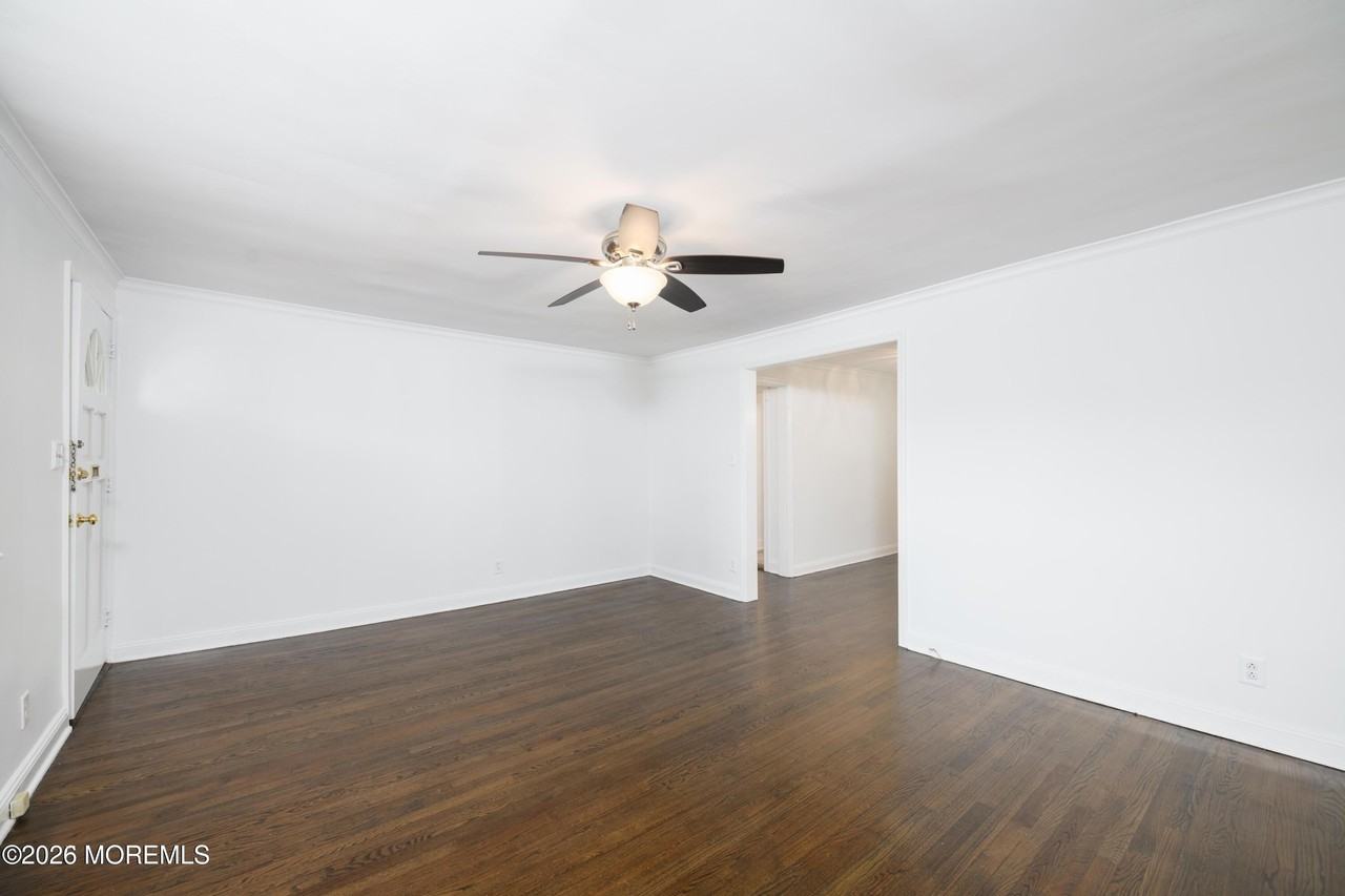158 Manor Dr #1506 - Photo 4 of 16