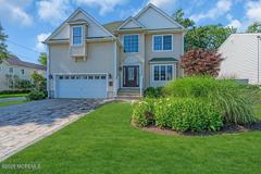 419 Central Ave - Photo 1 of 1