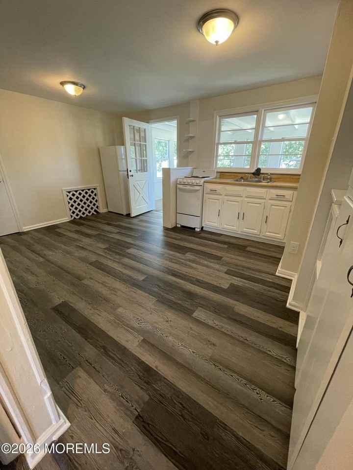 901 Barton Ave #2 - Photo 5 of 10