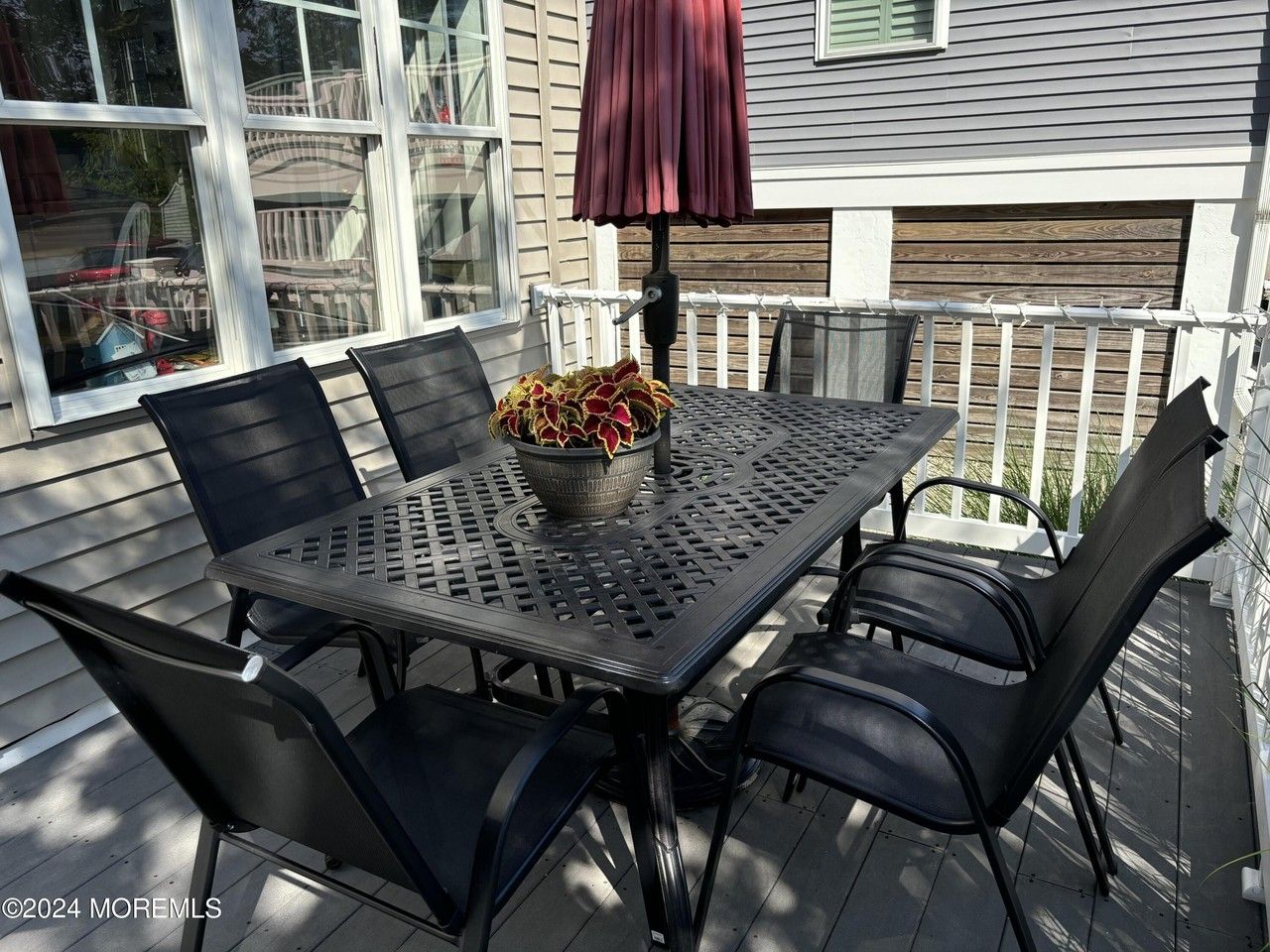 43 Ocean Ave - Photo 3 of 20