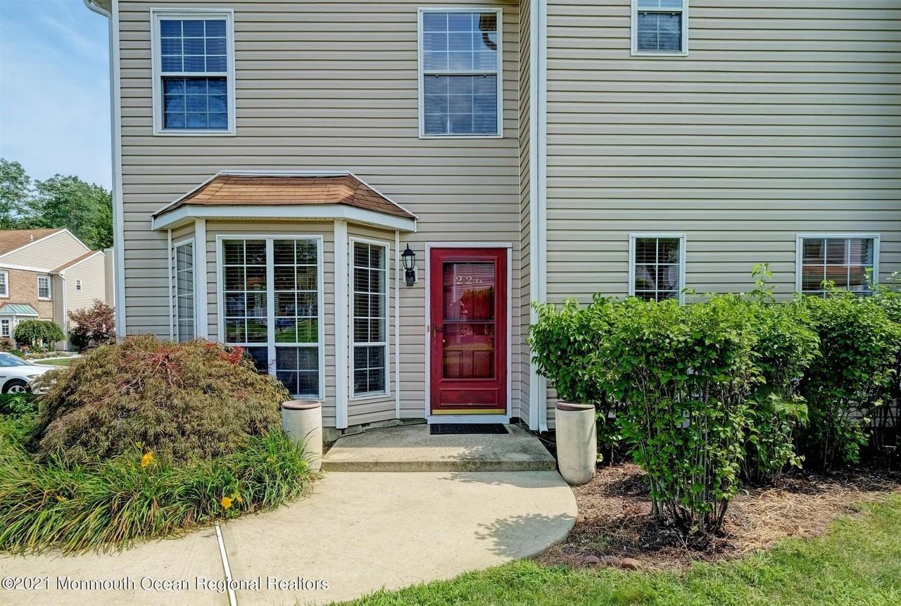 226 Teasdale Pl - Photo 2 of 30