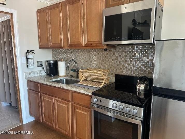 1515 Boulevard #18 - Photo 6 of 23
