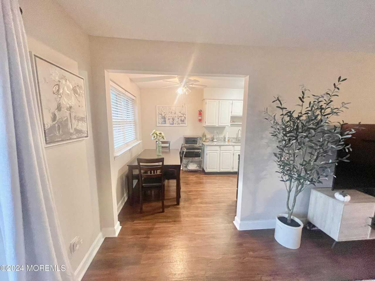 614 Sharon Garden Ct #614 - Photo 4 of 13