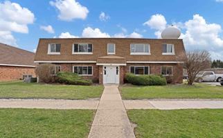featured image of 103 Harbor Dr #A