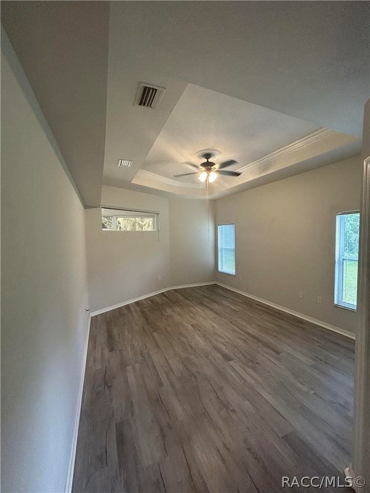 2675 N Canterbury Lake Dr - Photo 4 of 18