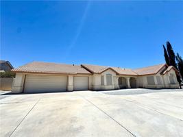 featured image of 12789 Yorkshire Dr