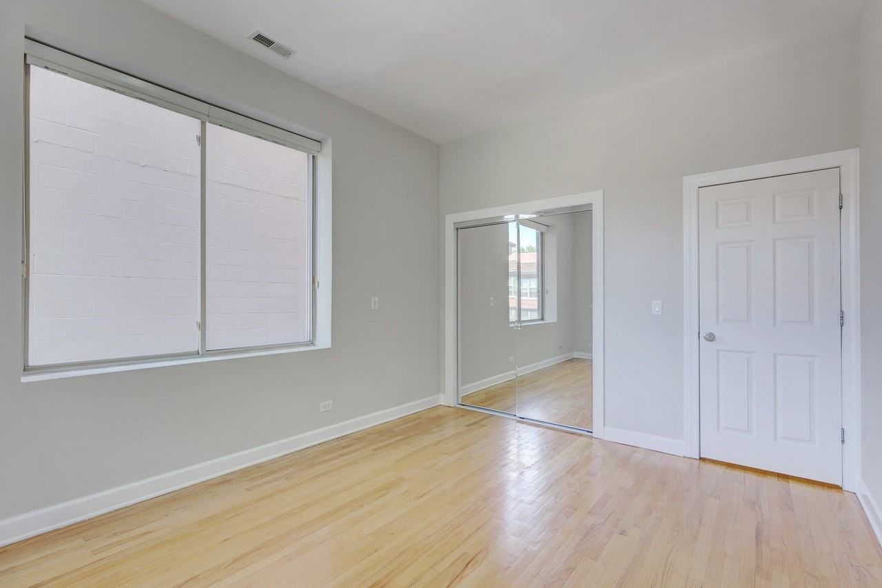1329 W Loyola Ave #3C - Photo 7 of 15