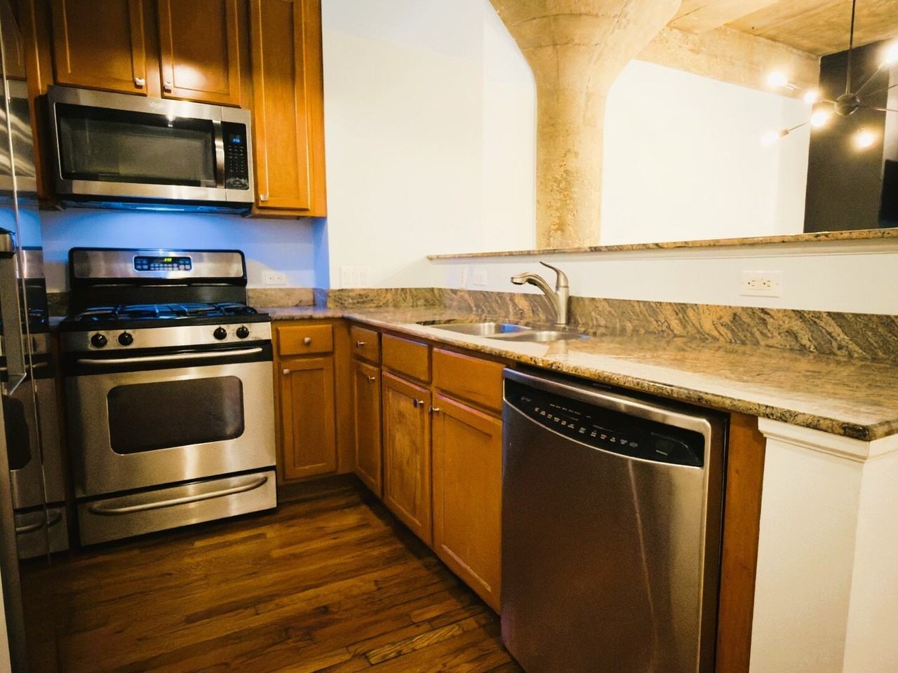 1070 W 15th St #204 - Photo 4 of 22