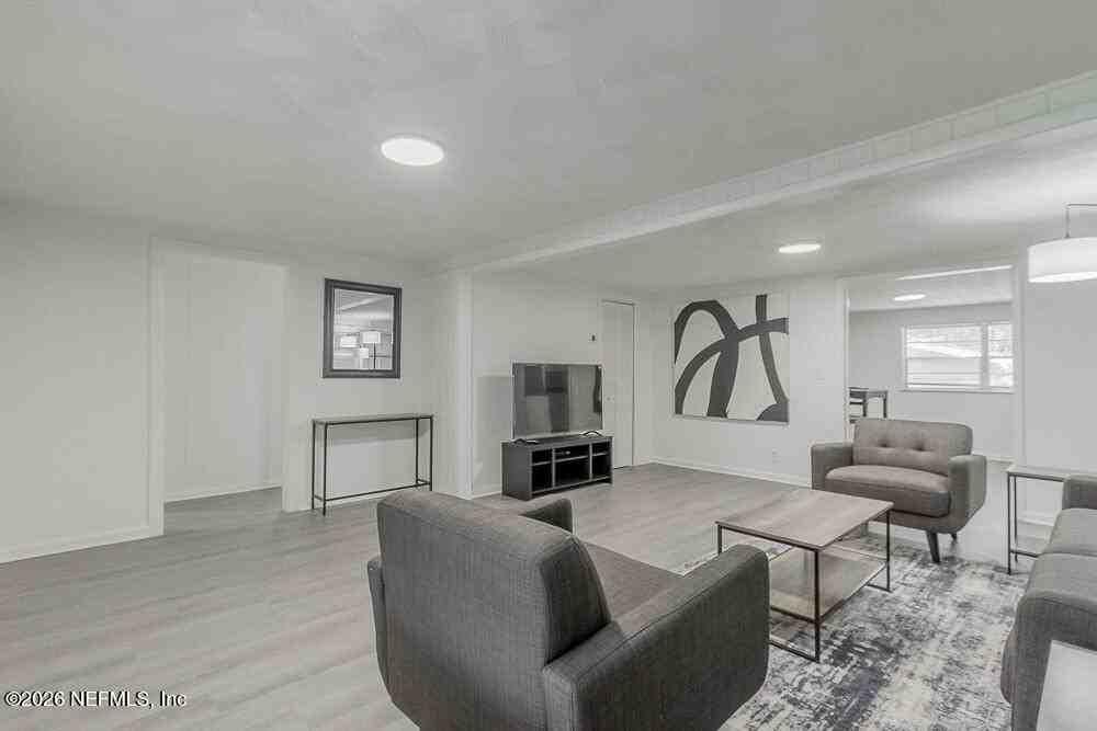 1059 Little Ruth Rd - Photo 4 of 42