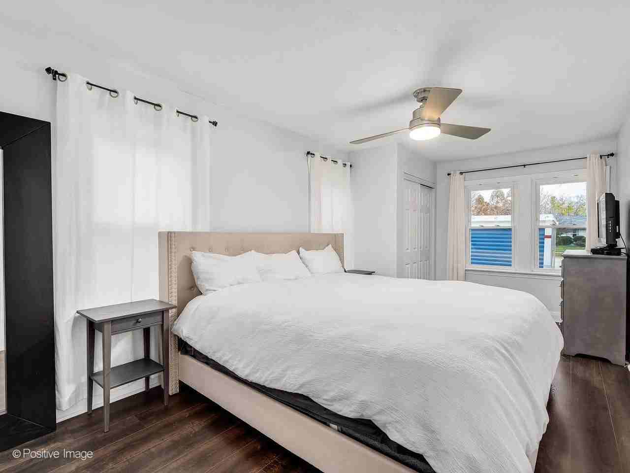4224 Main St - Photo 7 of 16
