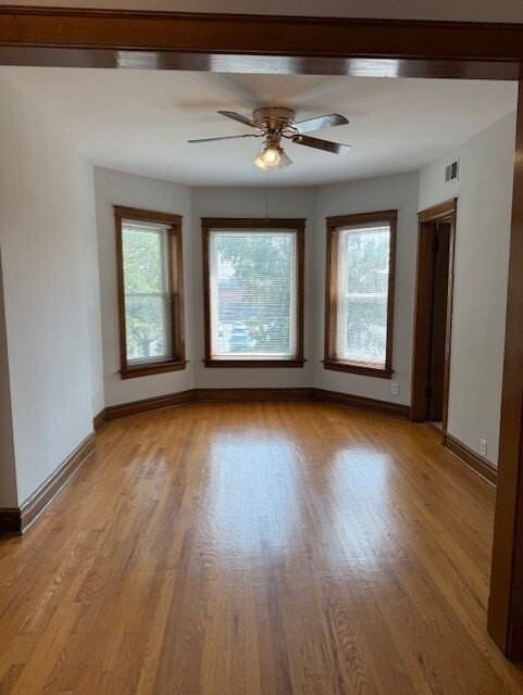 1632 W Nelson St #2W - Photo 3 of 19