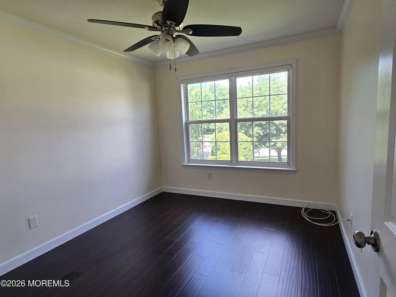761 Banyan Ct - Photo 4 of 7
