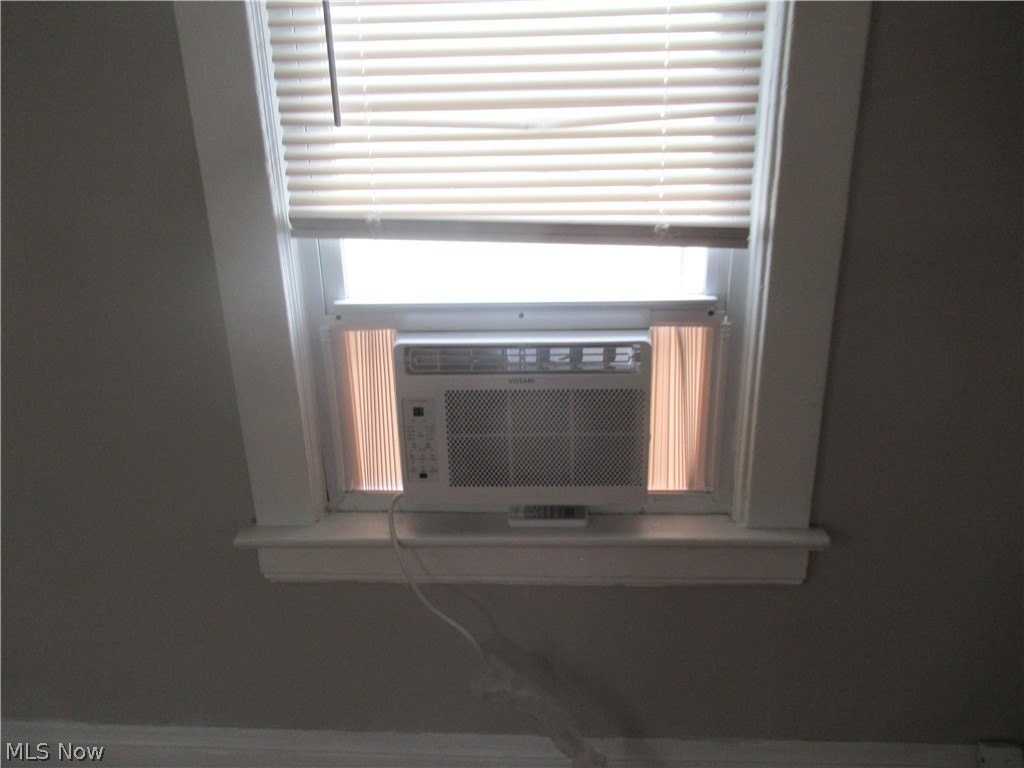 2080 Halstead Ave #2 - Photo 7 of 19
