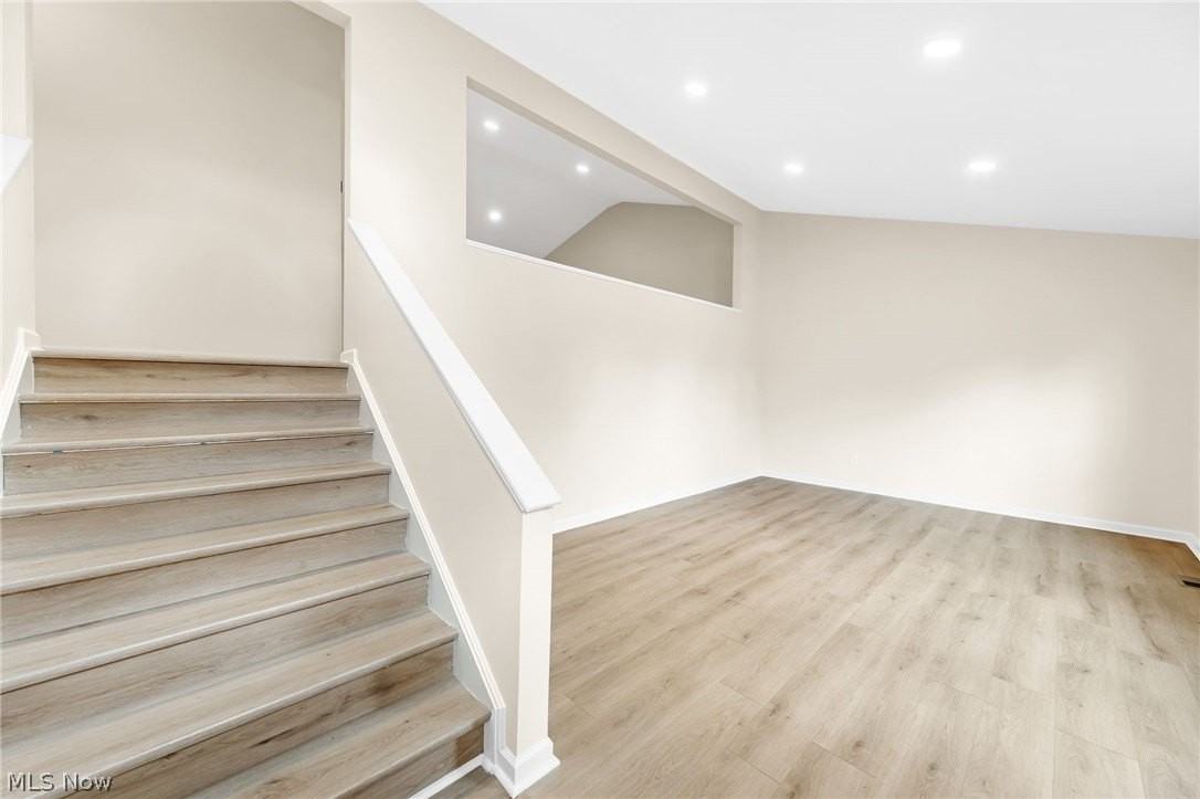 1216 Waldo Way - Photo 3 of 34