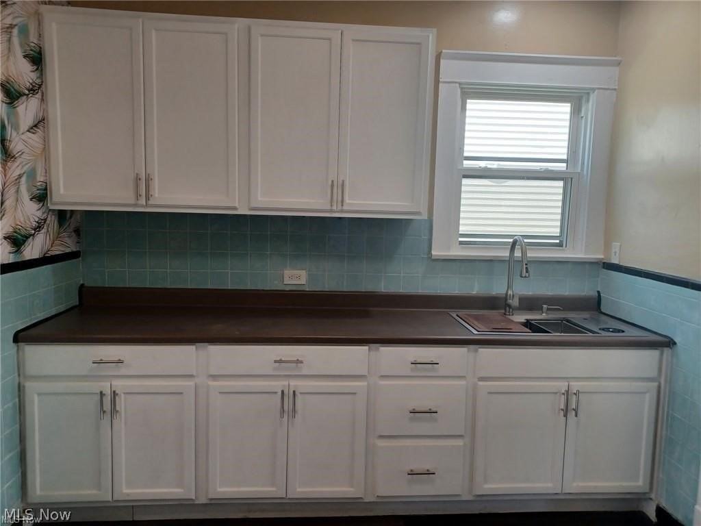 112 N Portland Ave - Photo 7 of 22