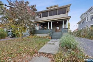 17 Oxford St #1 - Photo 1 of 1