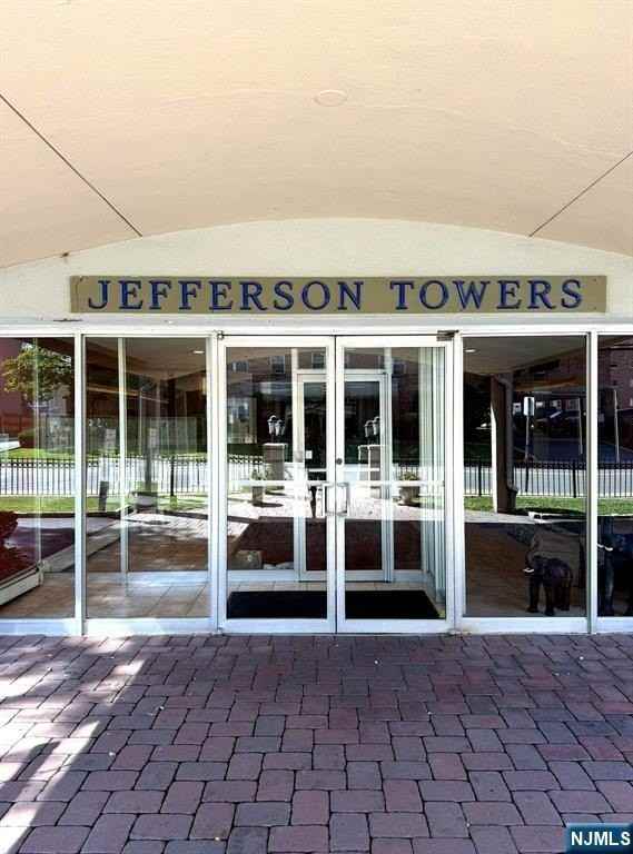 20 Jefferson St #B2 - Photo 3 of 29