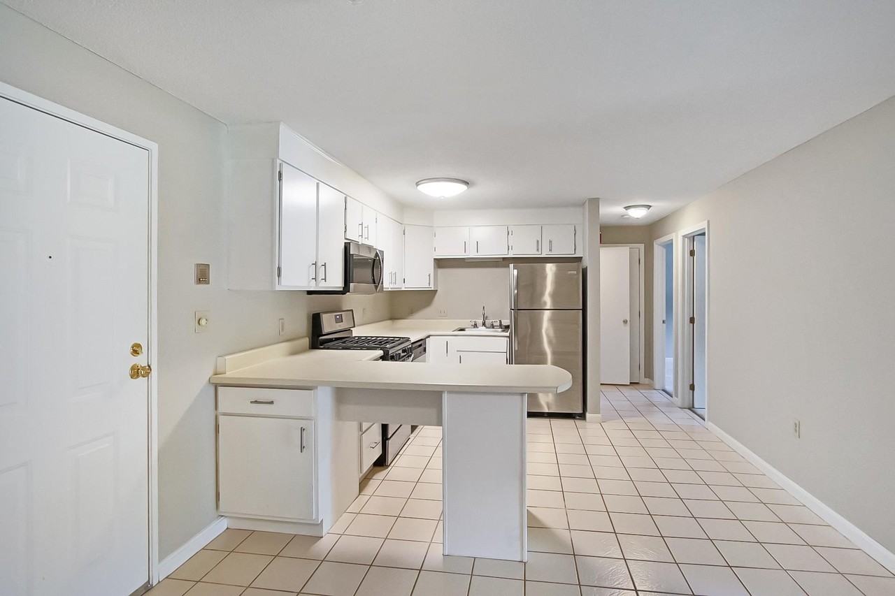 3 New Haven Dr #G205 - Photo 4 of 27