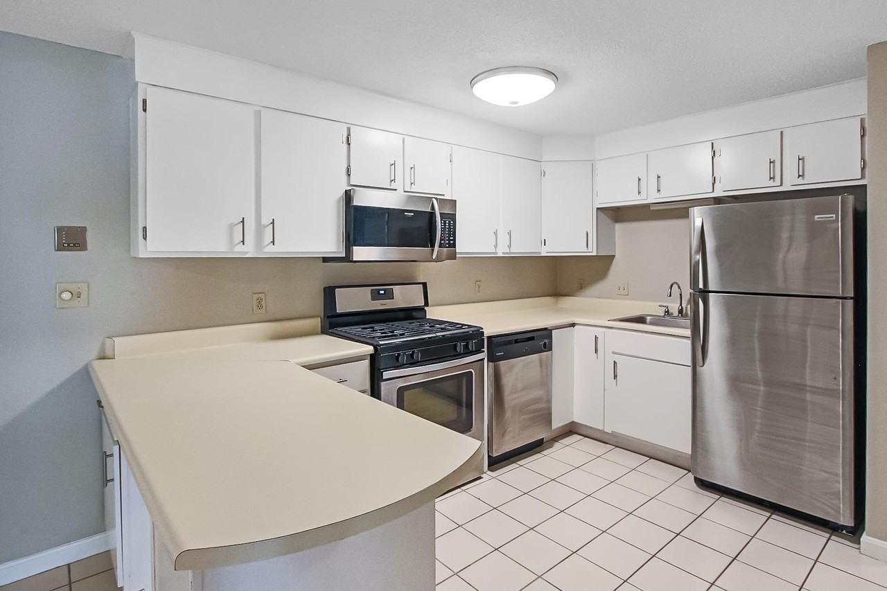 3 New Haven Dr #G205 - Photo 5 of 27