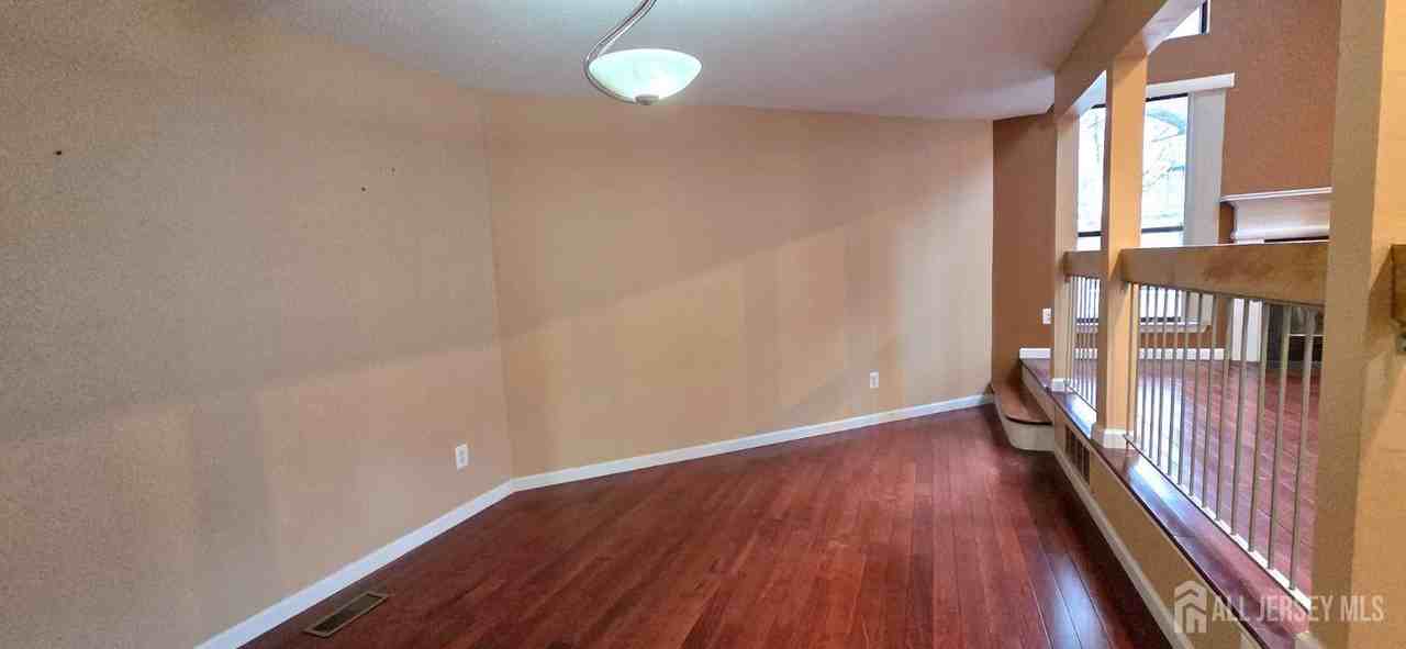 44 Azalea Ct - Photo 5 of 21