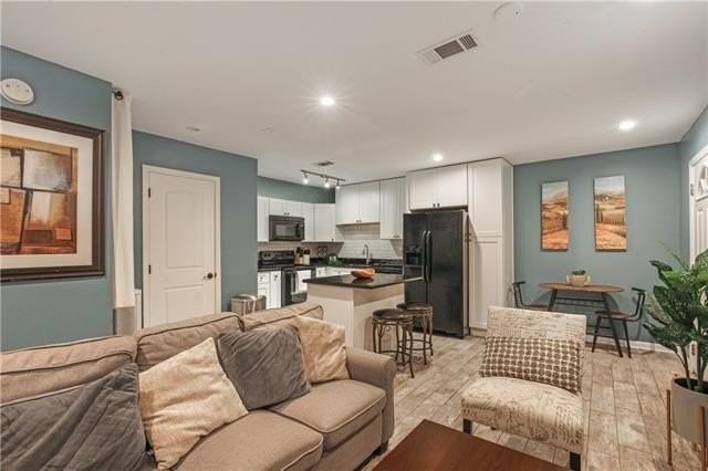 1663 Paul Morphy St - Photo 5 of 12