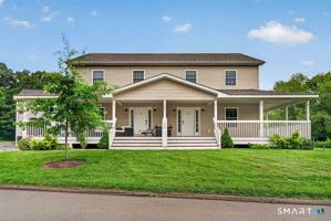 featured image of 33 W End Ave