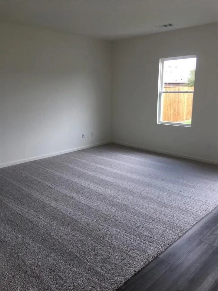 1661 Hossler Trl - Photo 3 of 14