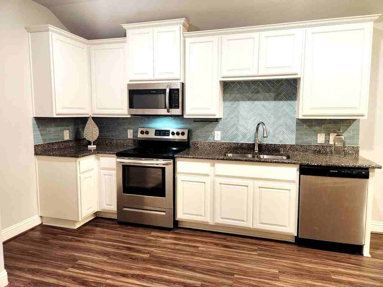 1410 Brindle Dr - Photo 6 of 8
