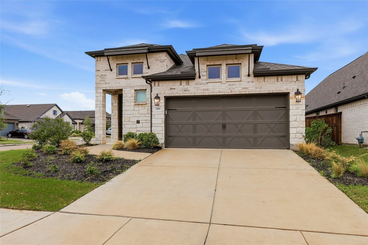 3101 Bell Flower Dr - Photo 2 of 36