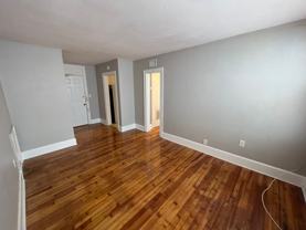456 13th Ave Ne #5 - Photo 1 of 1
