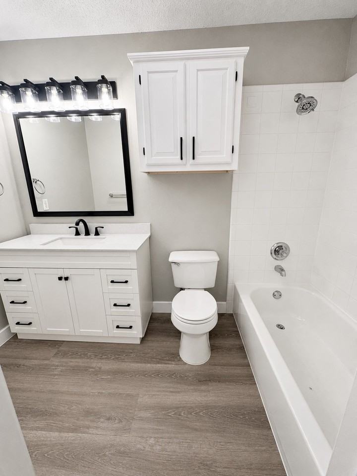 4156 1 Place Ln - Photo 4 of 15