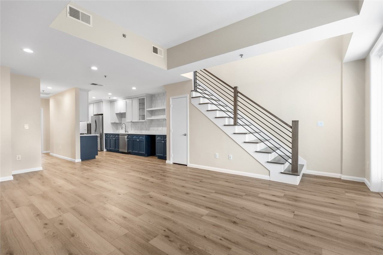 4611 Travis St #801B - Photo 6 of 26
