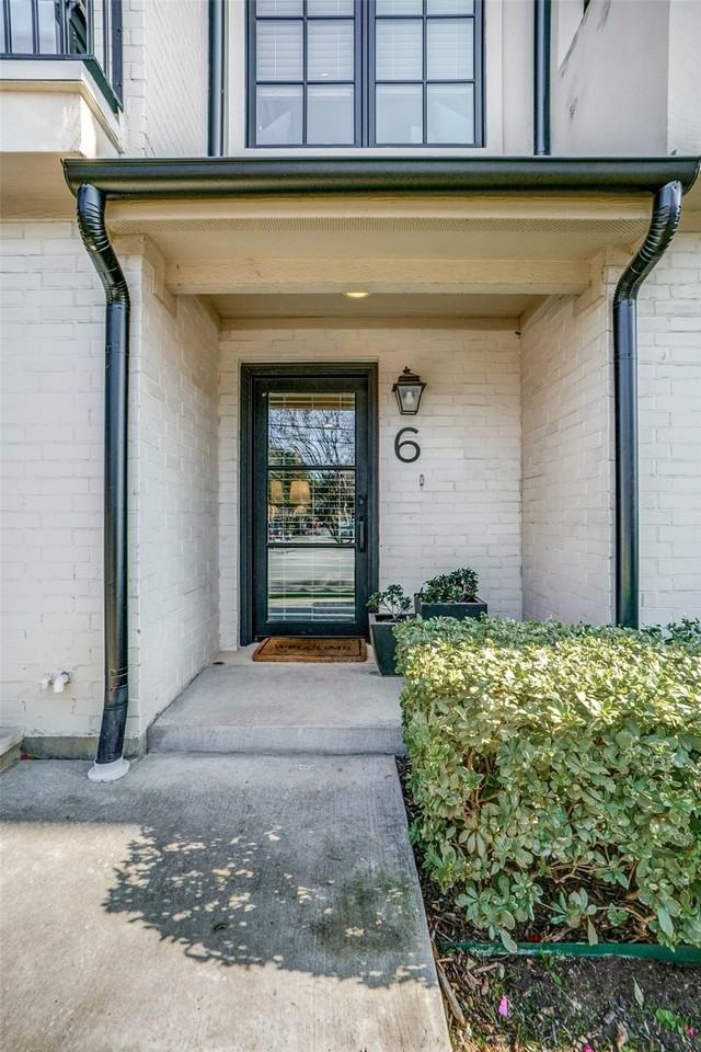 3449 Milton Ave #6 - Photo 3 of 16