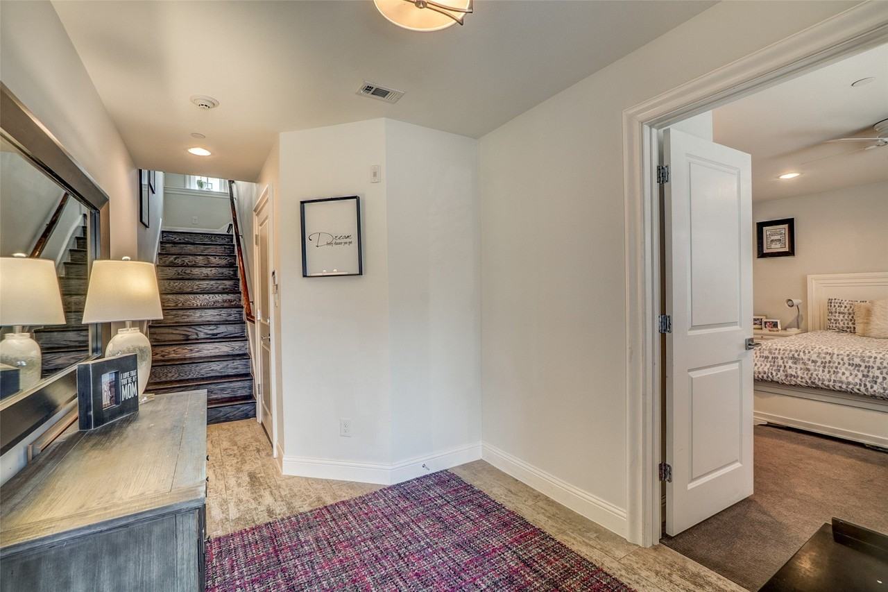 3449 Milton Ave #6 - Photo 4 of 16