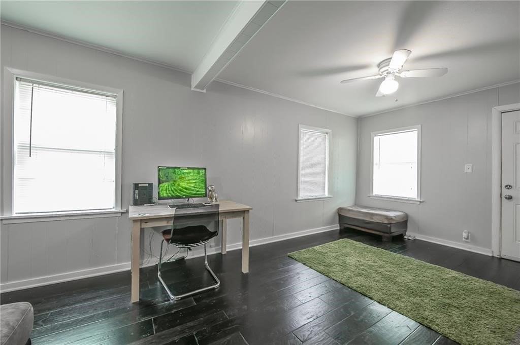 206 Renfro St - Photo 4 of 14