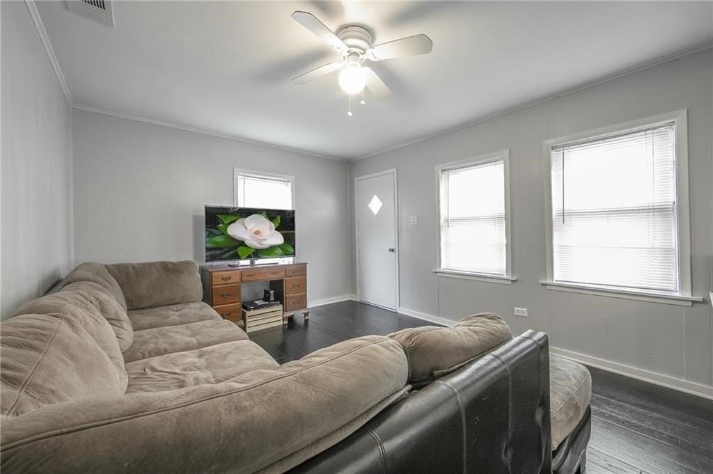 206 Renfro St - Photo 5 of 14