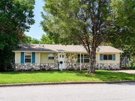 209 W Southern Ave - Photo 1 of 1